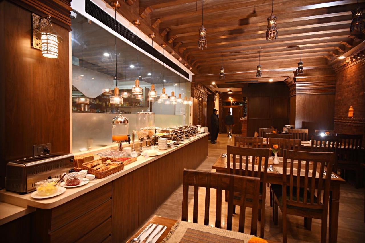 Everest Boutique Hotel Kathmandu Exteriör bild