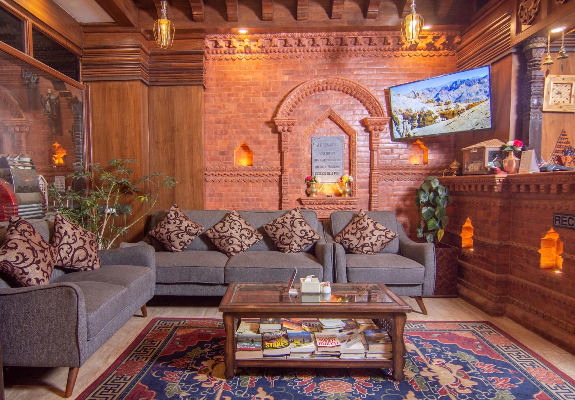 Everest Boutique Hotel Kathmandu Exteriör bild
